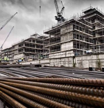 construction of a large building